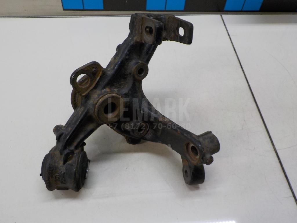 Кулак поворотный задний правый