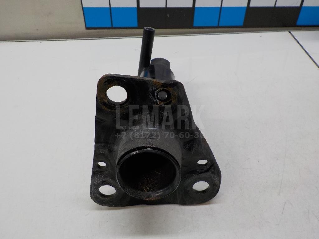 Кронштейн усилителя переднего бампера правый