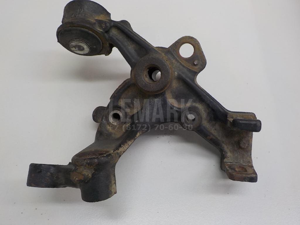 Кулак поворотный задний правый