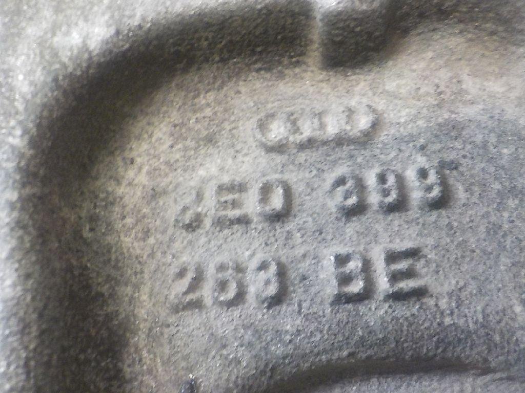 Кронштейн КПП для  Audi A2 [8Z0] 2000-2005