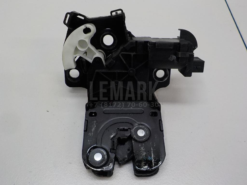 Замок багажника