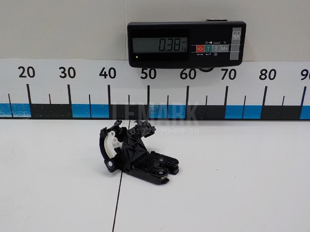 Замок багажника