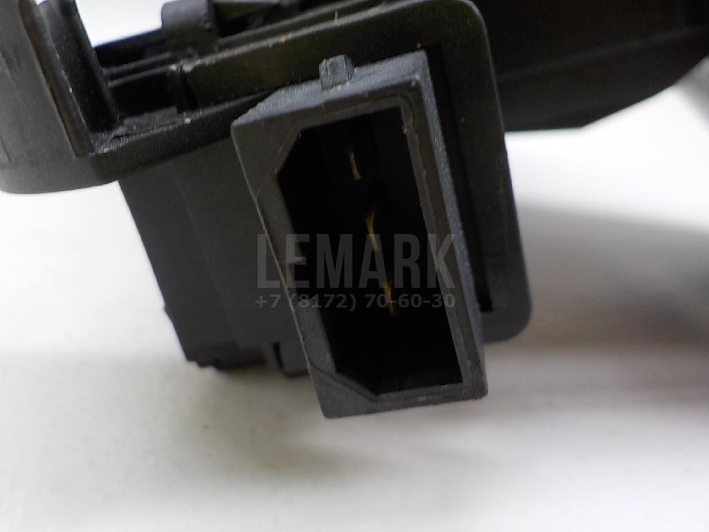 Замок багажника