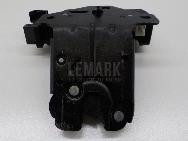 Замок багажника