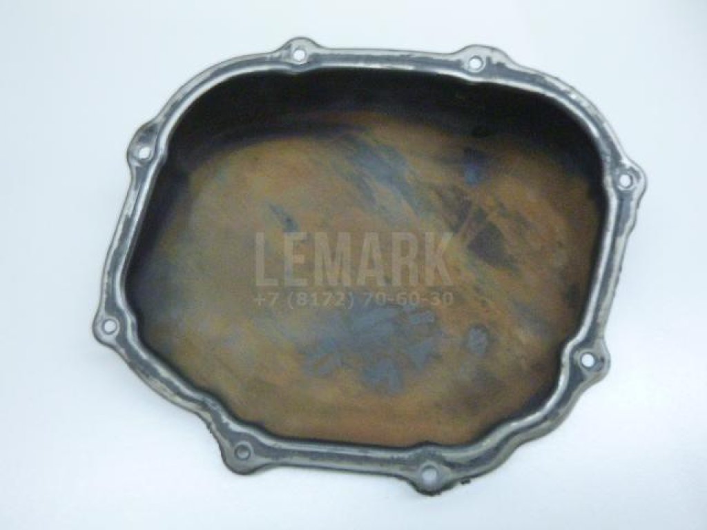 Крышка двигателя передняя
