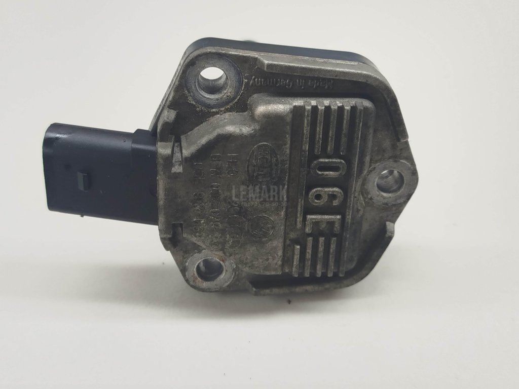 Датчик уровня масла