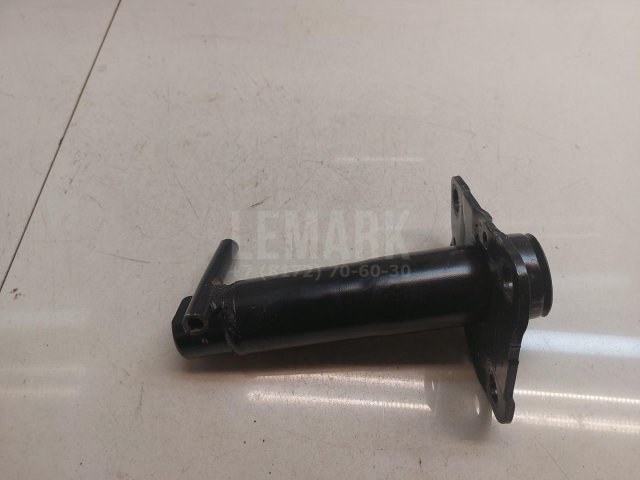 Кронштейн усилителя переднего бампера правый