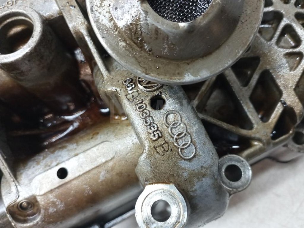 Насос масляный