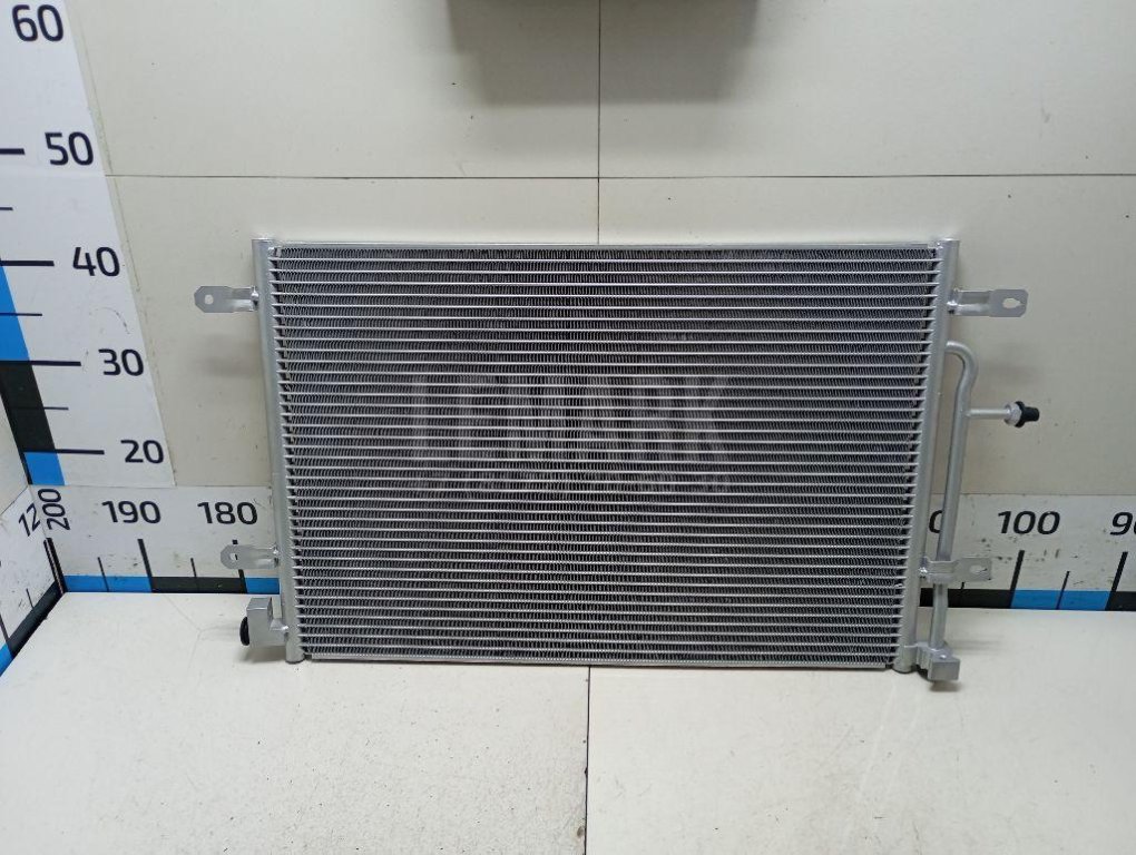 Радиатор кондиционера (конденсер) для  Audi A4 [B9] 2015