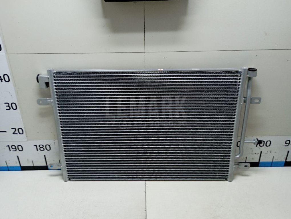 Радиатор кондиционера (конденсер) для  Audi A4 [B9] 2015