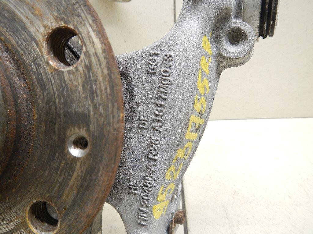 Кулак поворотный задний правый