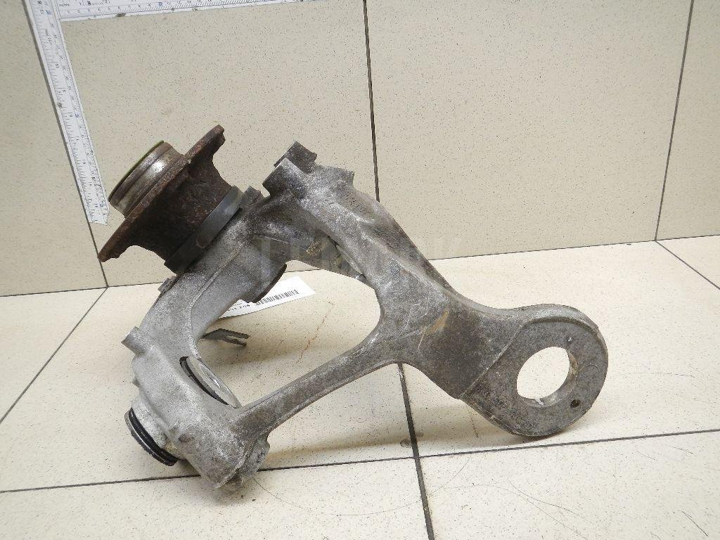 Кулак поворотный задний правый