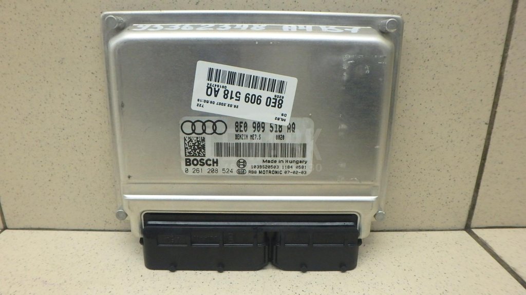 Блок управления двигателем для  Audi A3 [8P1] 2003-2013