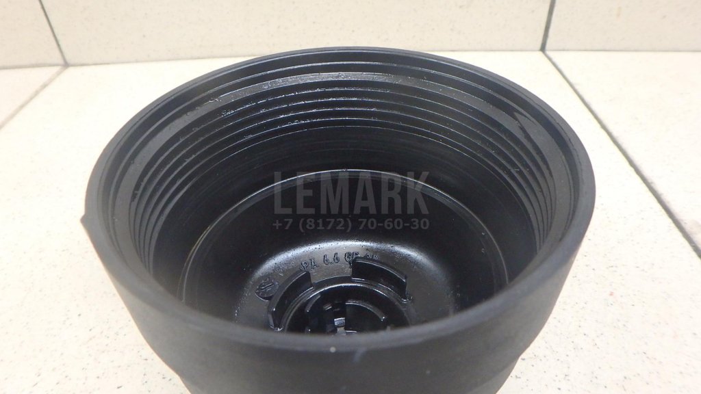 Крышка масляного фильтра