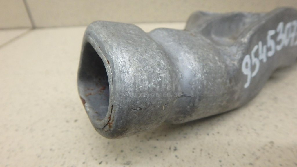 Кронштейн двигателя передний