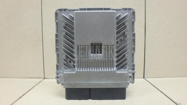 Блок управления двигателем