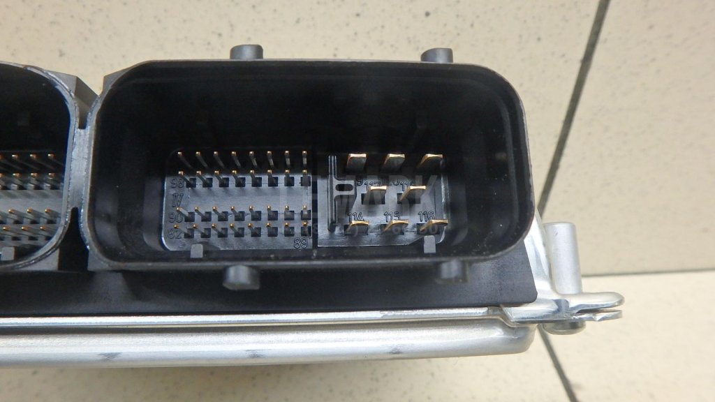 Блок управления двигателем