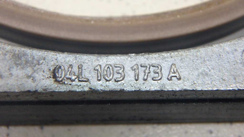 Крышка коленвала задняя