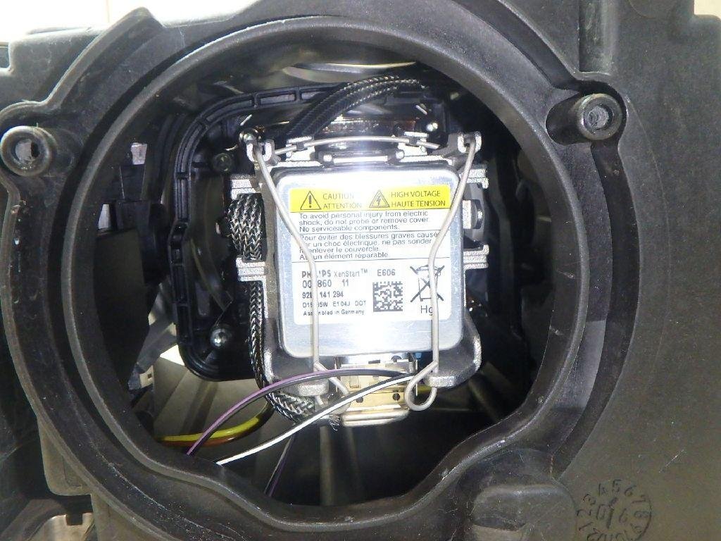 Фара левая для  Audi A4 [B6] 2000-2004