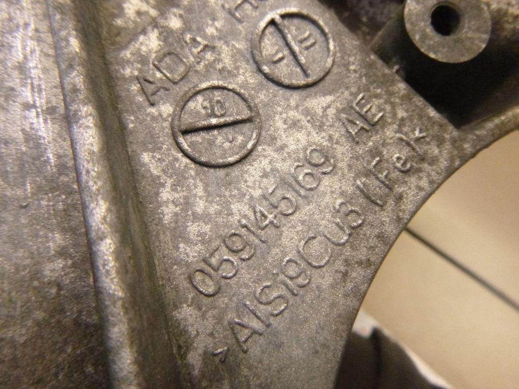 Кронштейн гидроусилителя