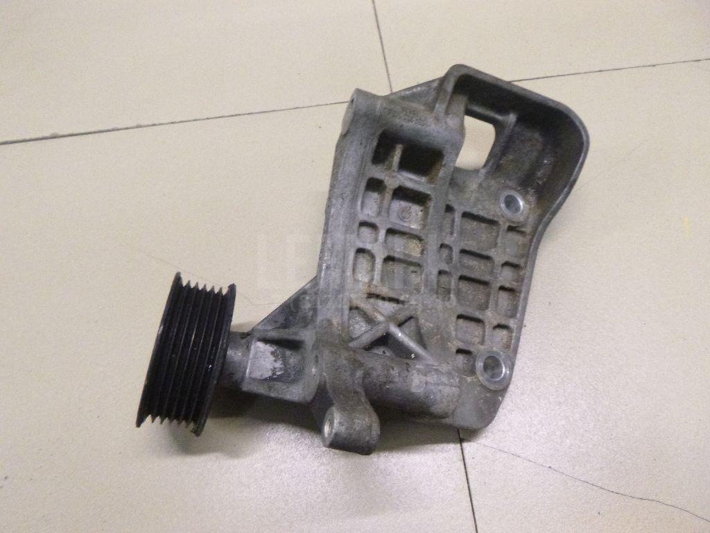 Кронштейн генератора для  Audi 80/90 [B3] 1986-1991