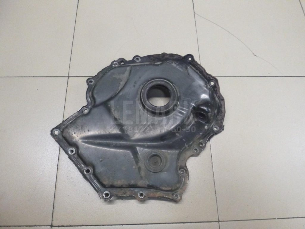 Крышка двигателя передняя