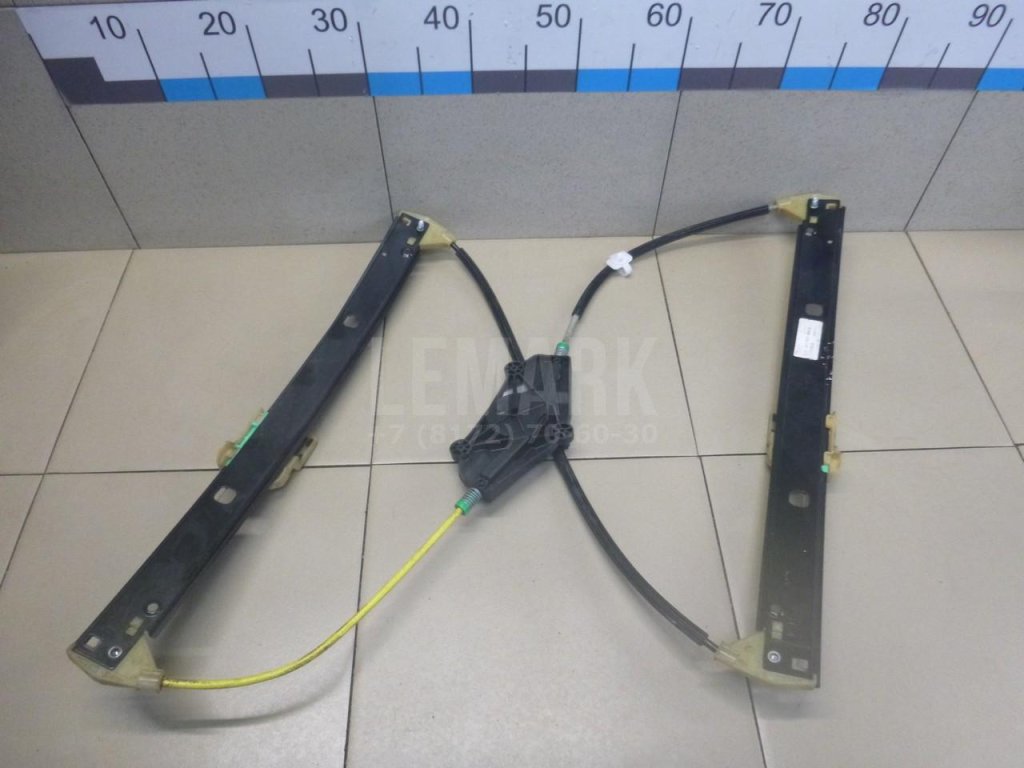 Стеклоподъемник электр. передний правый