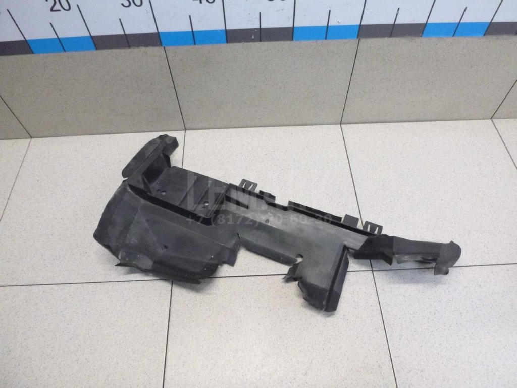 Воздуховод радиатора правый