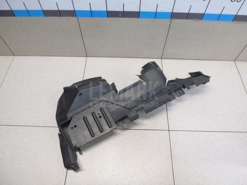 Воздуховод радиатора правый