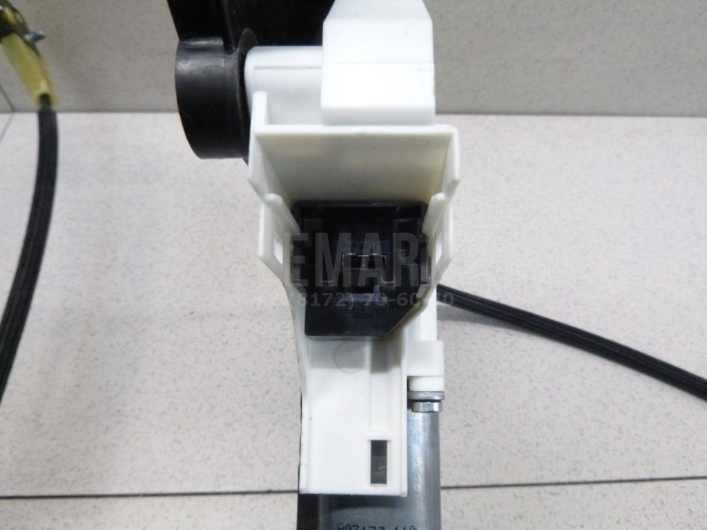 Стеклоподъемник электр. передний правый