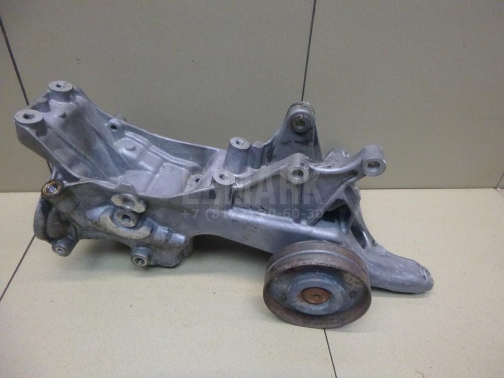 Кронштейн генератора