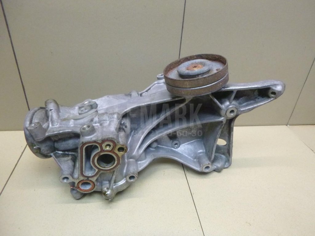 Кронштейн генератора