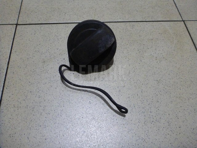 Крышка топливного бака