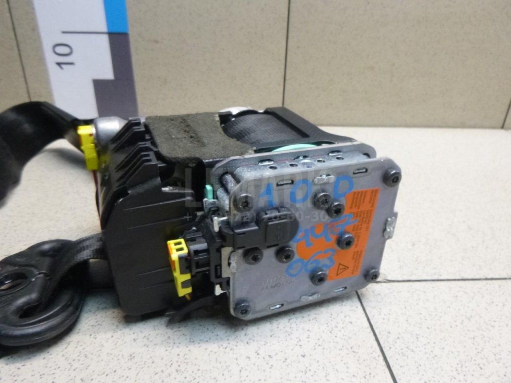 Ремень безопасности с пиропатроном