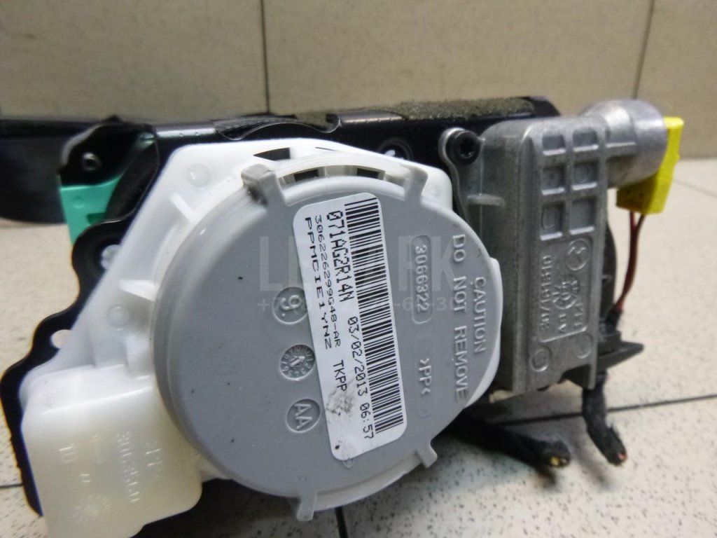 Ремень безопасности с пиропатроном