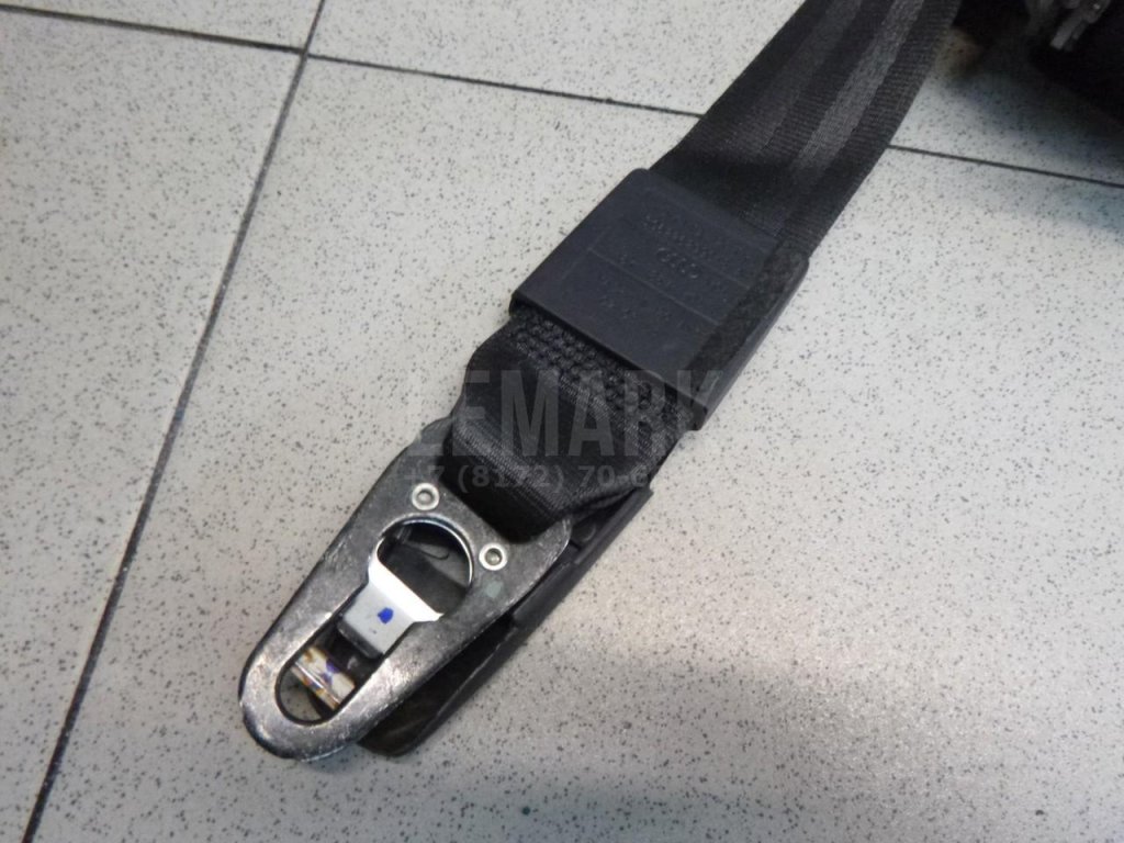 Ремень безопасности с пиропатроном