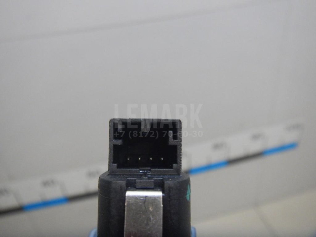 Кнопка центрального замка