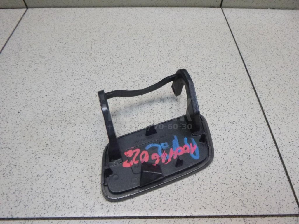 Крышка форсунки омывателя