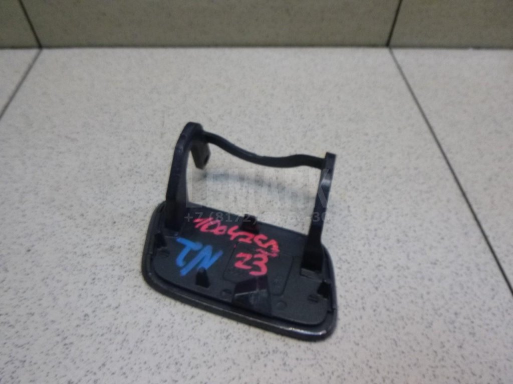 Крышка форсунки омывателя