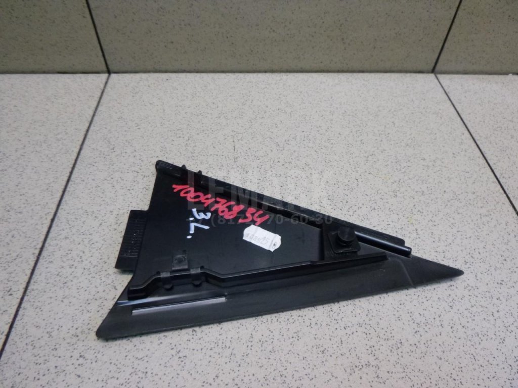 Накладка двери задней левой