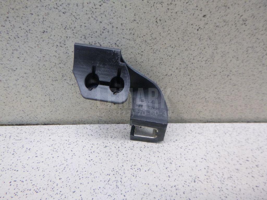 Кронштейн фар правый для  Audi A3 [8P1] 2003-2013