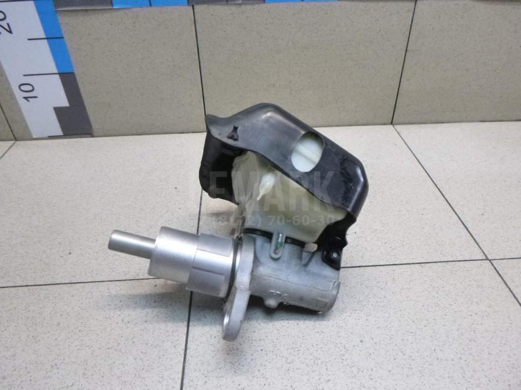 Цилиндр тормозной главный