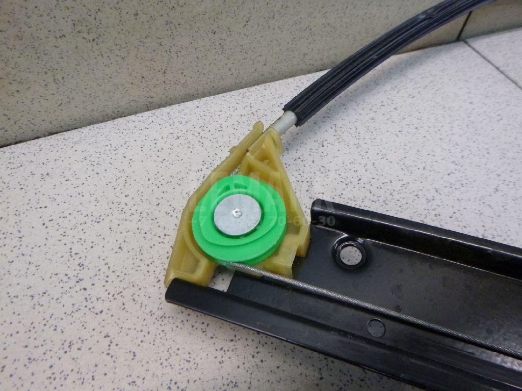 Стеклоподъемник электр. передний правый