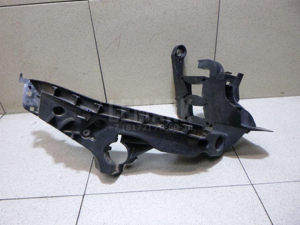 Кронштейн фар правый