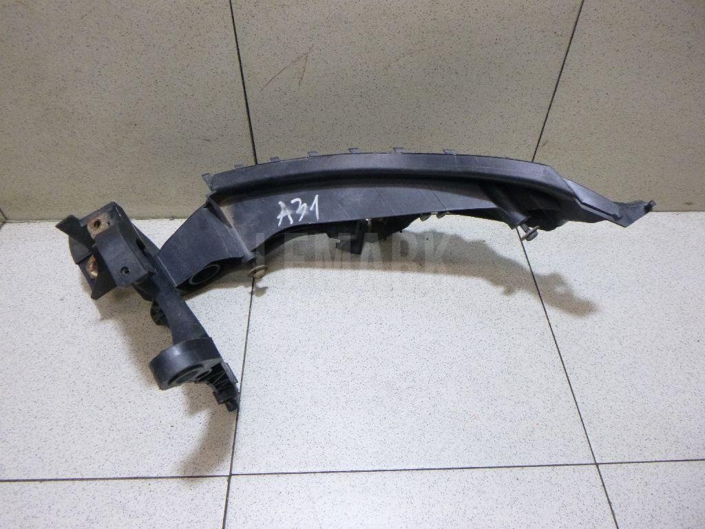 Кронштейн фар правый