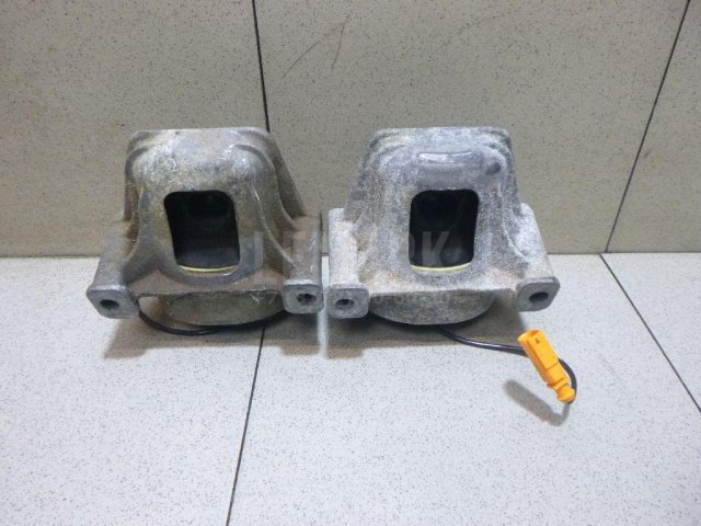 Опоры двигателя к-кт