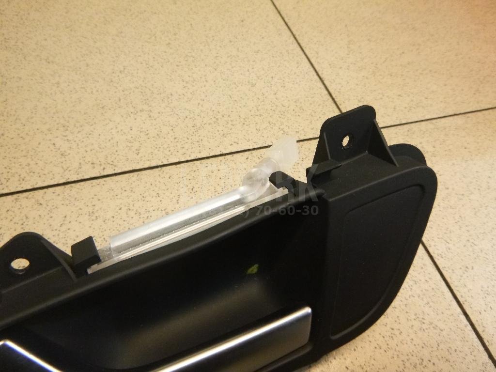 Ручка двери внутренняя левая