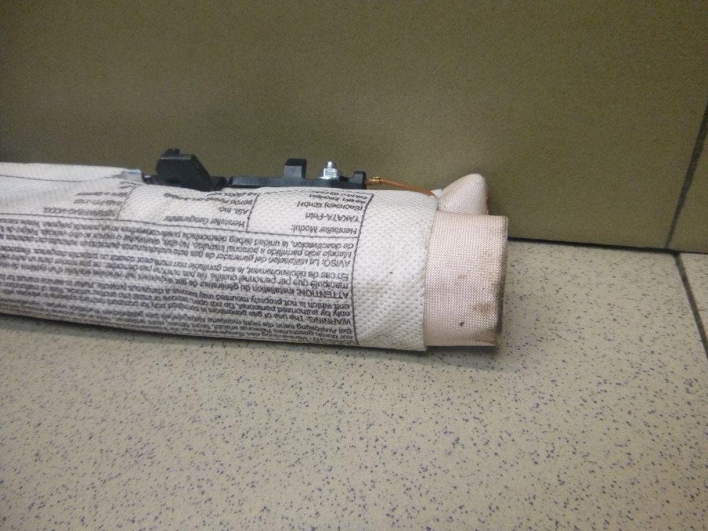 Подушка безопасности боковая (в сиденье)