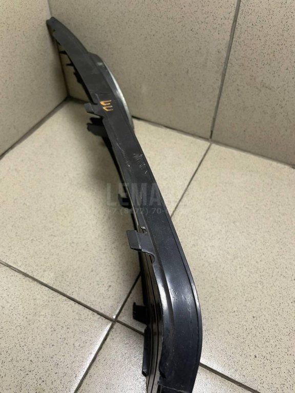 Решетка в бампер правая для  Audi A1 (8X) 2010-2018