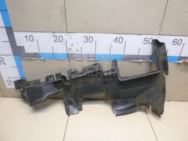 Воздуховод радиатора правый